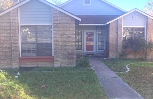 ZERO APPLICATION FEE FOR THIS LOVELY NORTHERN HILLS HOME! photos photos