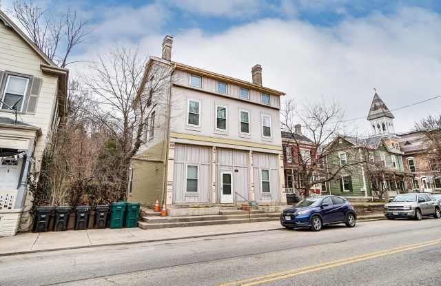 4910 Eastern Avenue Gallery 2