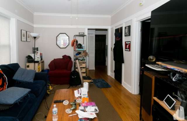 3502 West Grace Street Gallery 4