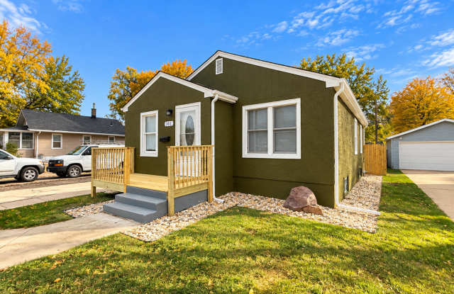 Spacious 4 Bedroom House in Prime Sioux Falls, SD Location! Gallery 4