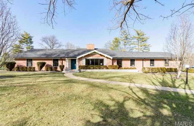 10085 Litzsinger Road photos photos