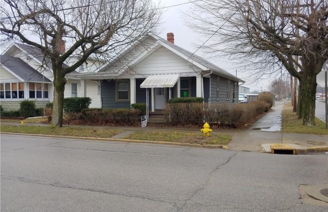 228 South Noble - 228 South Noble Street, Shelbyville, IN 46176