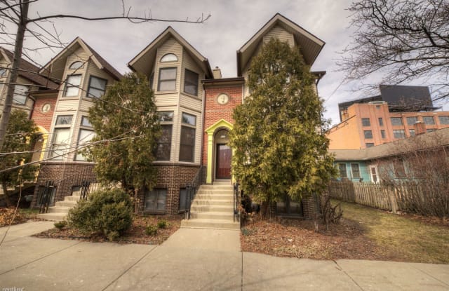 1242 Labrosse St - 1242 Labrosse Street, Detroit, MI 48226