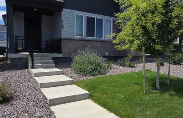 Spacious 4-Bedroom 3.5 Bath Home with Finished Basement & 2-Car Garage photos photos