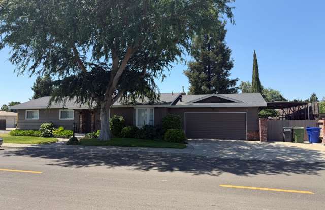 3 Bedroom 2 bath with Rv Parking photos photos