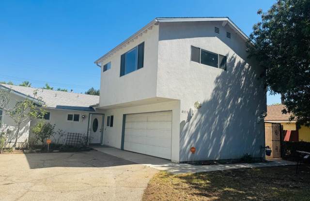 Exquisite 4-Bedroom Remodeled Retreat in the Heart of North Hills photos photos