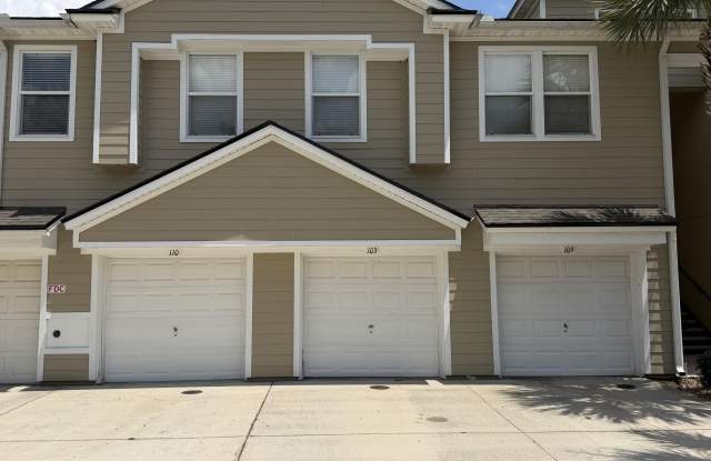7071 DEER LODGE Circle Gallery 1