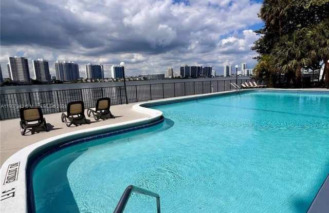 17600 N Bay Rd photos photos 17600 N Bay Rd photos photos