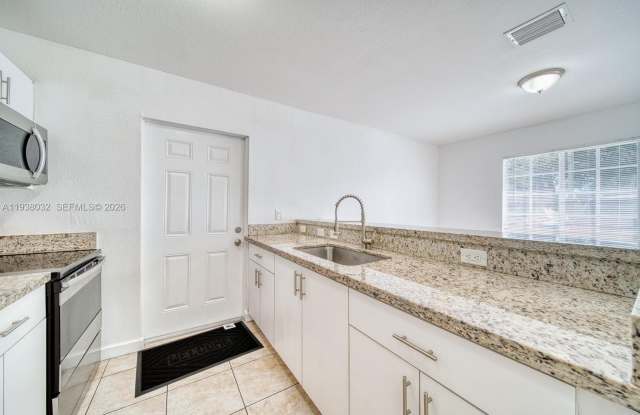 2243 NW 61st St photos photos