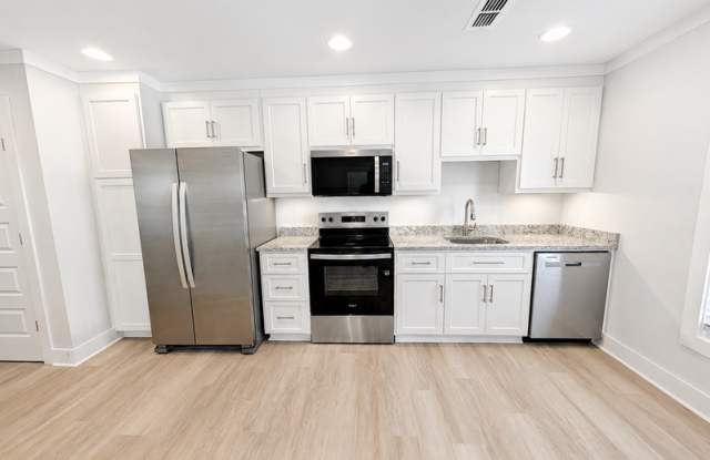 1533 Payne Street - 1 photos photos