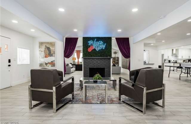 1913 Birch Street photos photos