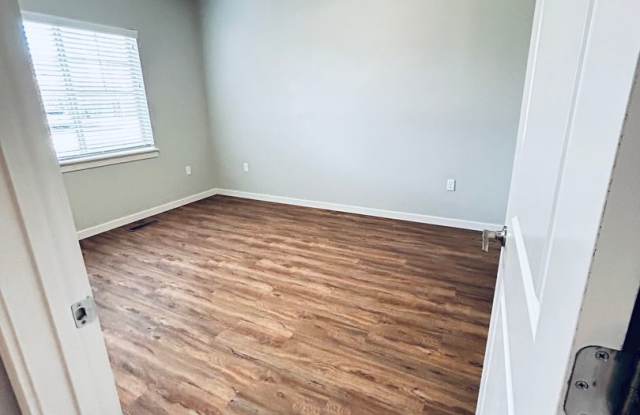 2543 E BLUE TICK ST photos photos