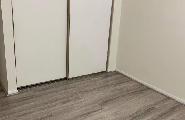 5812 ROYAL RIDGE DRIVE Gallery 4