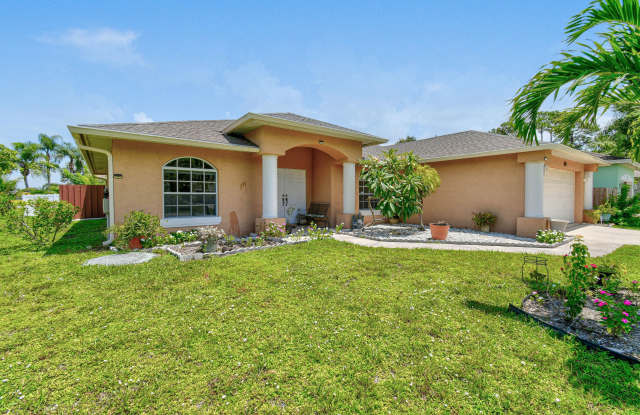 1671 SW Mackey Avenue photos photos
