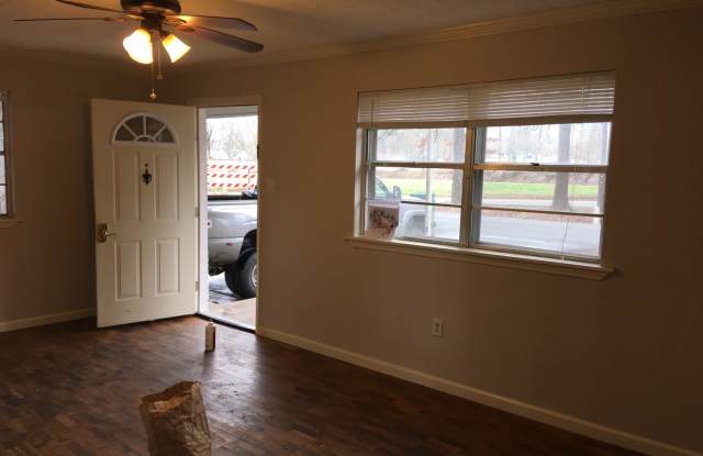 SG-613 - 613 South Grant Street, Cabot, AR 72023