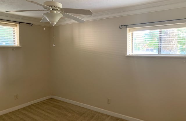 245 A E. Glenn - 245 E Glenn Ave, Auburn, AL 36830