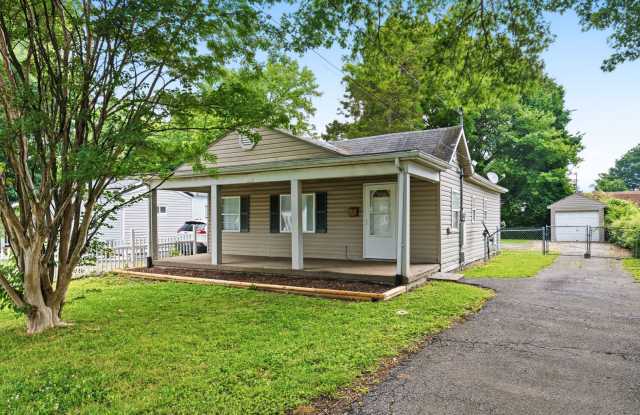 Update 3 bedroom 1 bath home for rent. photos photos