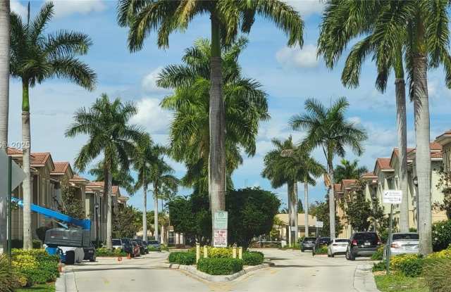 5923 Manchester Way - 5923 Manchester Way, Tamarac, FL 33321