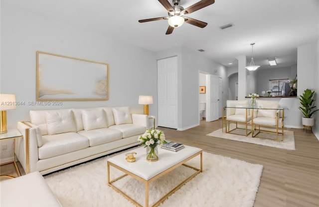 4967 SW 140th Ter photos photos