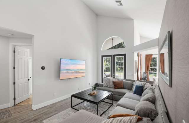 609 SW St Thomas Cove Gallery 4