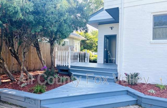 552 Orange Street Gallery 1