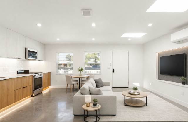 23046 Saticoy Street photos photos