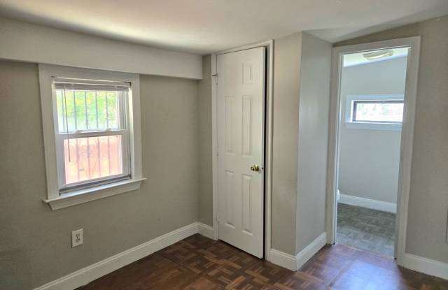 4 Bedroom Single Family Home in Fairmount Heights Gallery 4