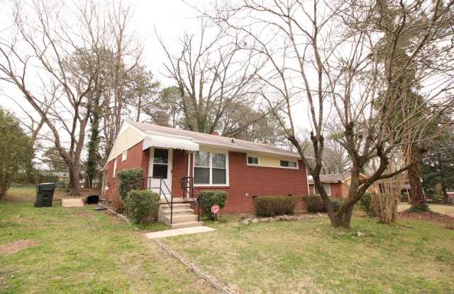 Adorable and affordable! 3 Bedroom Ranch in SW Raleigh near Downtown - Pet Friendly! photos photos