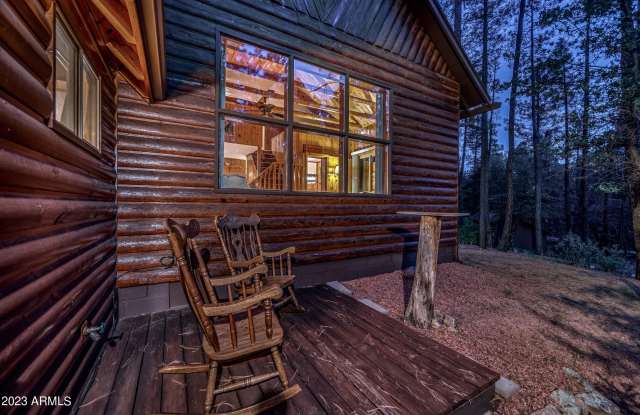 194 E BLUE JAY Circle Gallery 4