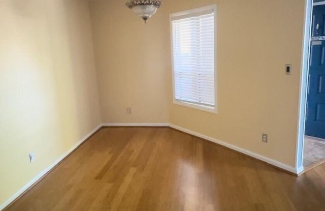 101 Breezewood Drive Gallery 4