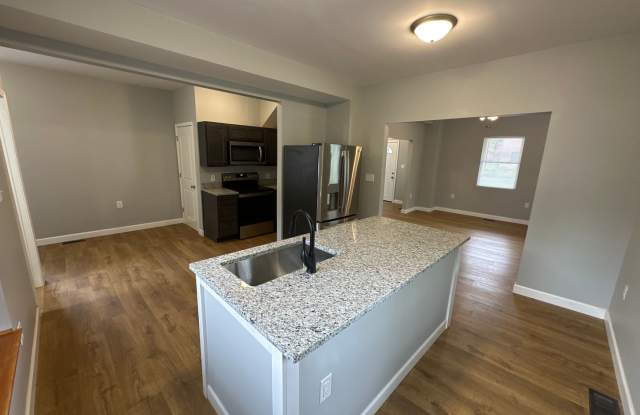 Single Family Home Gallery 4
