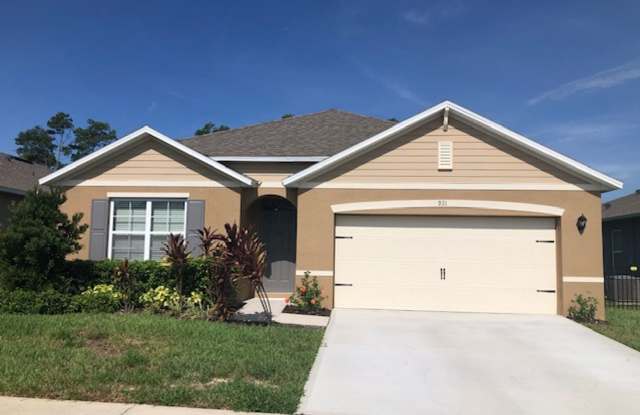 4/2 with great FENCED in yard and upgraded! photos photos