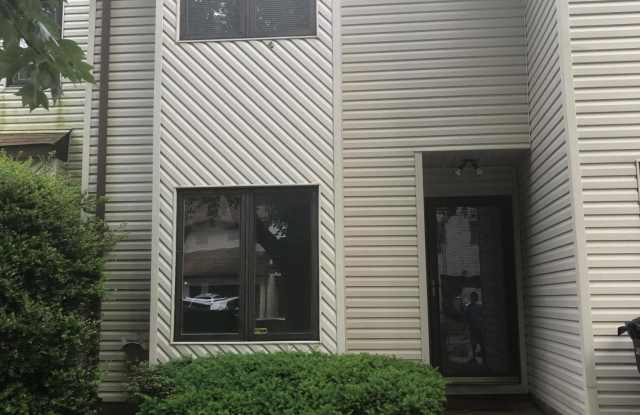 74 Orange Drive Gallery 2