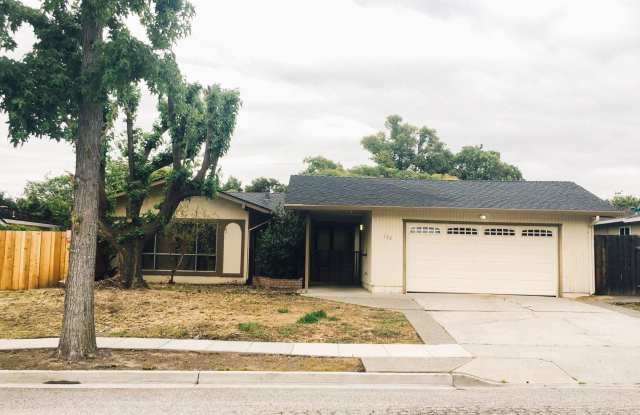 138 Forest Hill Drive - 138 Forest Hill Drive, Los Gatos, CA 95032