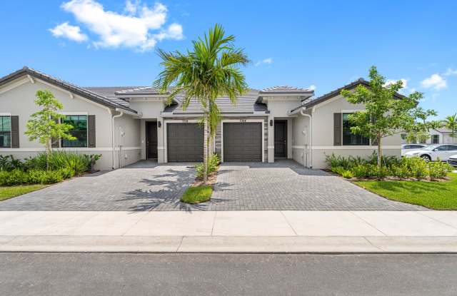 Senior Housing - Solera at Avalon Trails Gallery 1