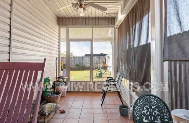 249 Windsor Garden Drive Gallery 4