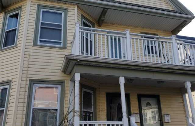 8 Parsonage Rd - 8 Parsonage Road, Malden, MA 02148