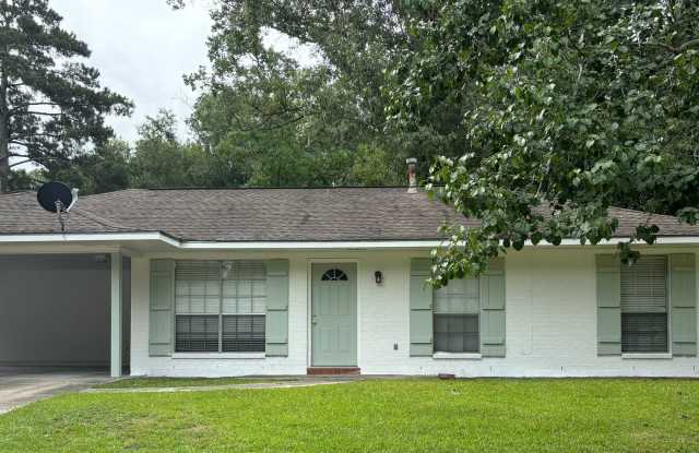 Richardson Drive - 14538 Richardson Drive, Central, LA 70739