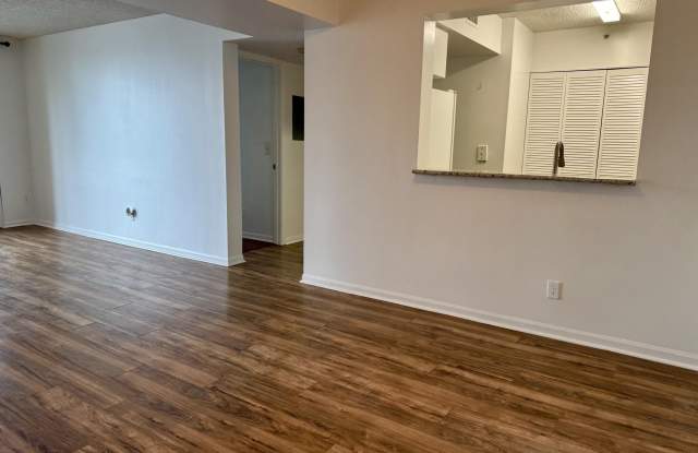 1450 SE 3rd Avenue Gallery 2