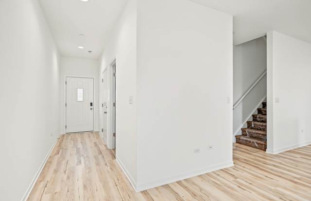 1215 Gillespie Lane Gallery 3