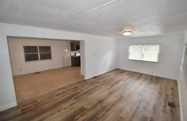 2709 Deep Forest Circle Gallery 2