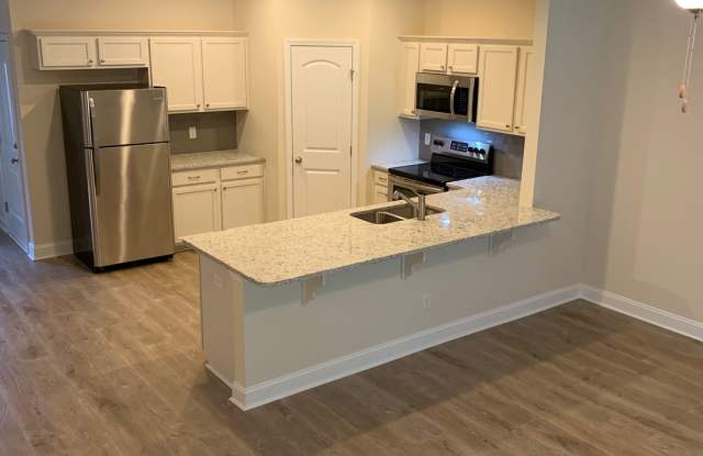 Very well maintained Townhouse Gallery 4