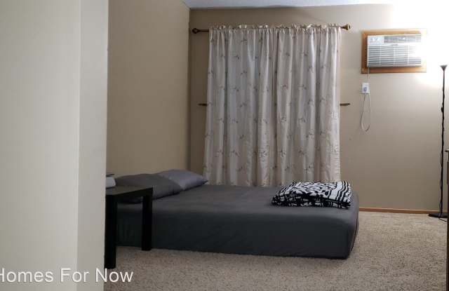 8802 Jasmine Ln Gallery 4