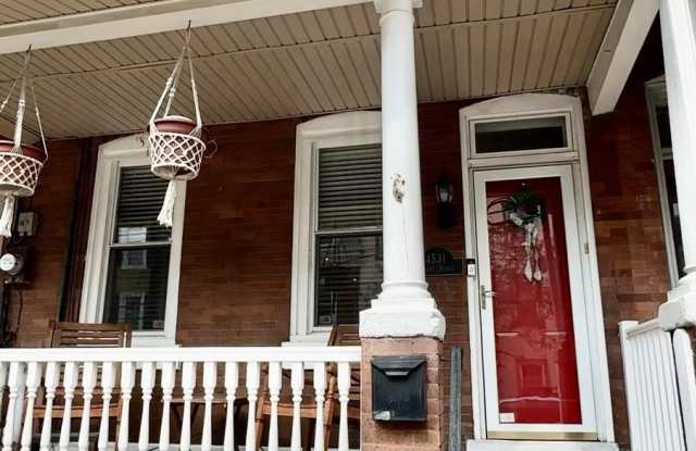 4531 WILDE Street photos photos