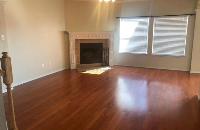 501 Tundra Dr Gallery 2