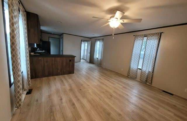 132 Skyline Drive - 132 Skyline Drive, Vadnais Heights, MN 55127