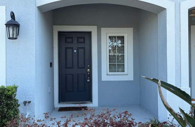 Beautiful 3-bedroom, 2.5-bathroom town home, across the street from the community pool. photos photos
