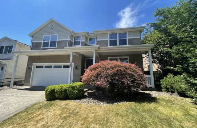 HUGE craftsman 3bed 2Bath home in the heart of Bethany. photos photos
