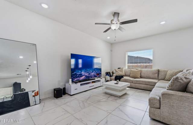 14508 BRIANNA LEAH Drive Gallery 4