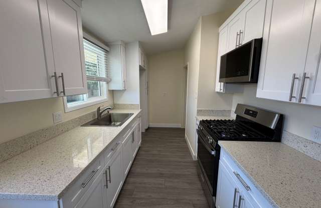 Inviting Simi Valley Home with Thoughtful Updates Gallery 4